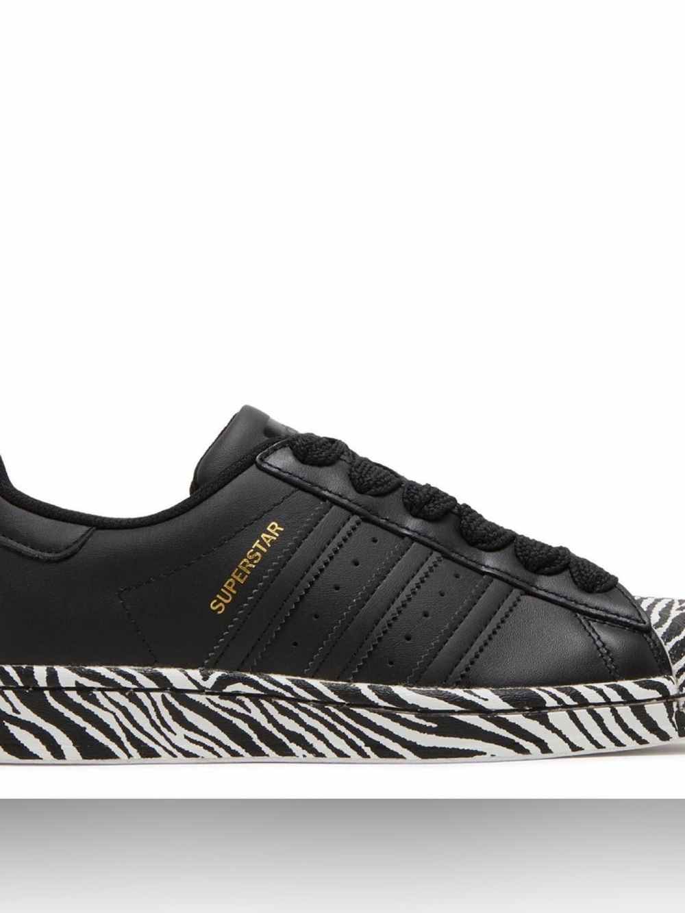 NEW IN BOX adidas Black & White Superstar Low-Top Sneakers 7